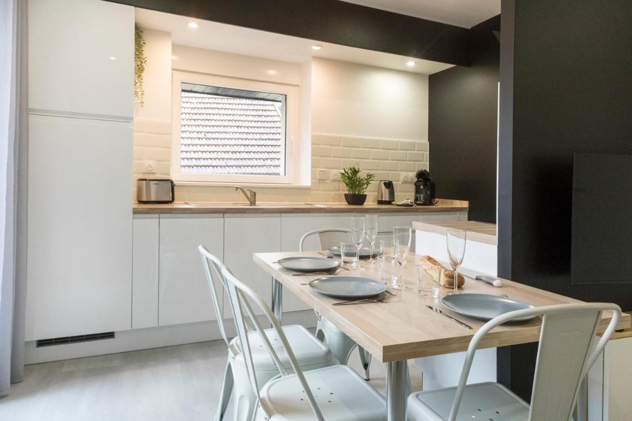 Appart-Hotel N 4 Calme Avec Terrasse, Wi-Fi Haut Debit, Petit-Dejeuner, Room-Service Et Parking Prive Chouzelot 외부 사진