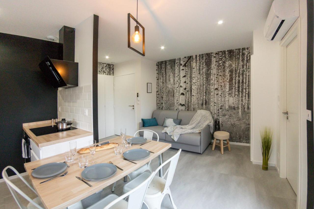 Appart-Hotel N 4 Calme Avec Terrasse, Wi-Fi Haut Debit, Petit-Dejeuner, Room-Service Et Parking Prive Chouzelot 외부 사진